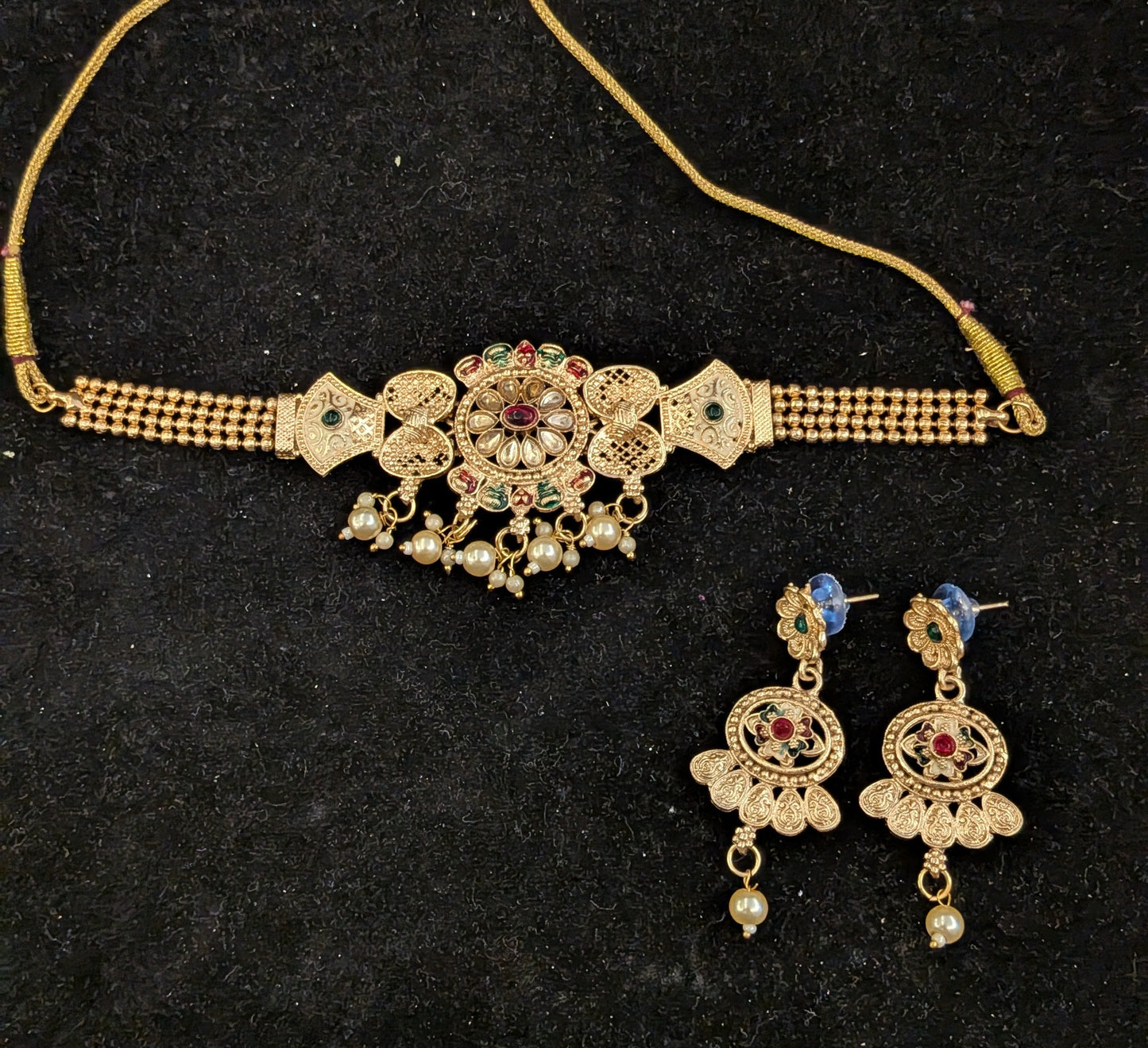 Ethenic Temple Choker