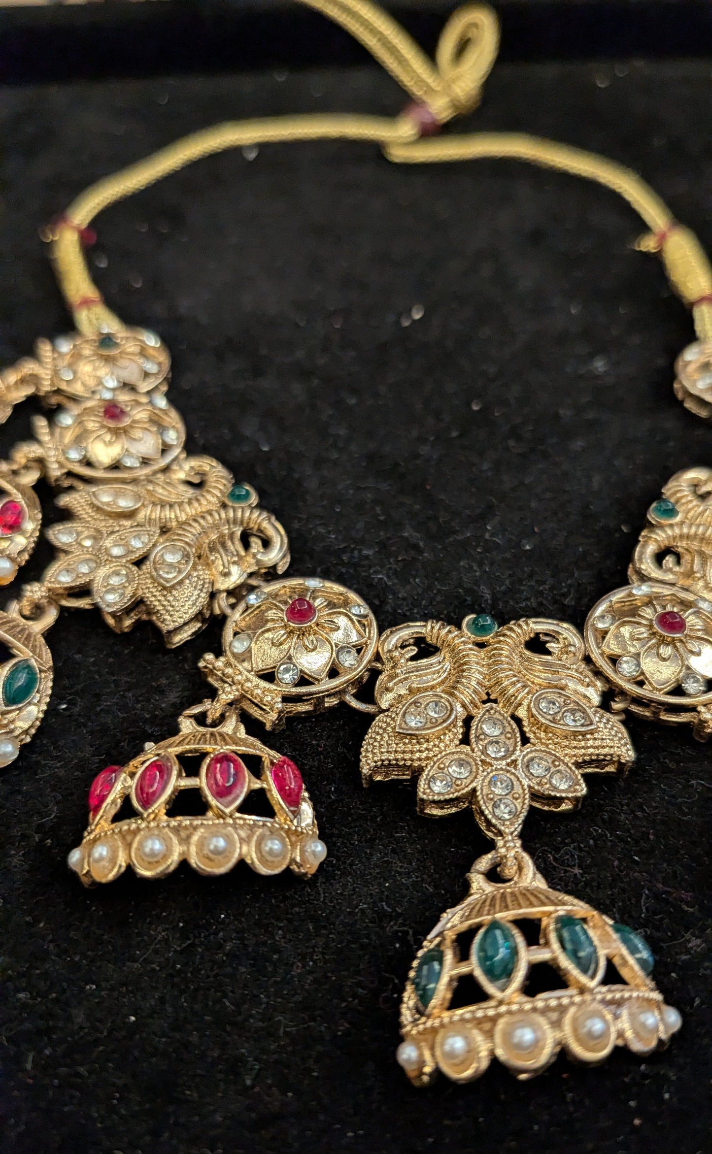 Mayura Set